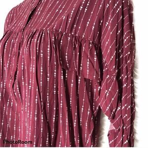 Velvet Heart NWT Mandy Ruffle Sleeve Printed Button Up Blouse size Medium
